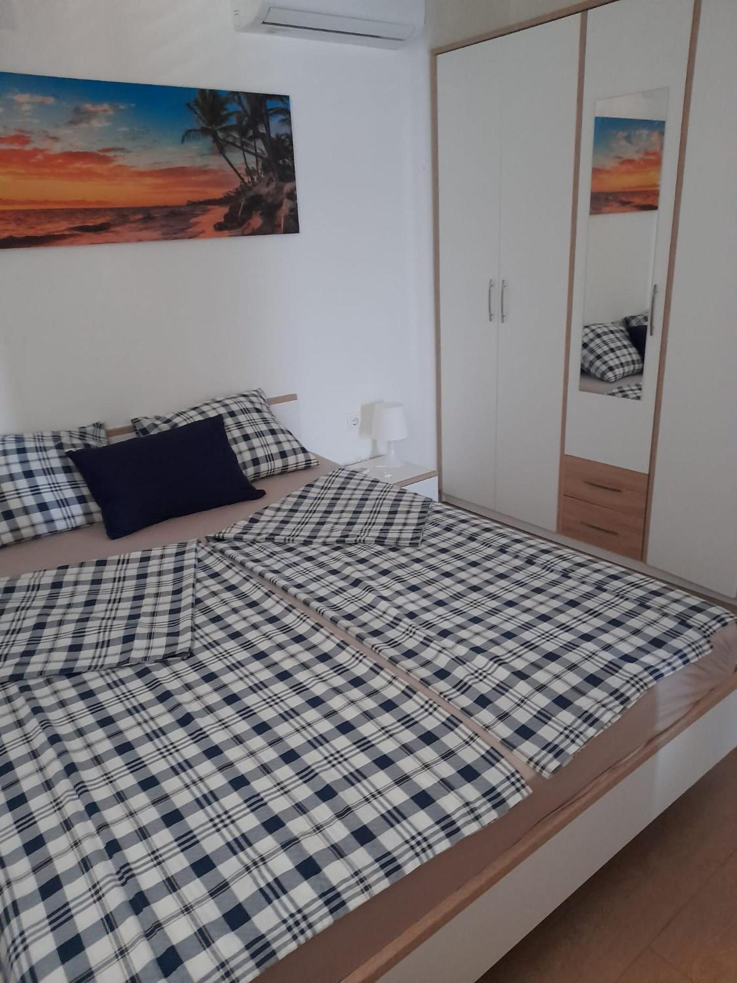 Apartment Leon & Grga Šibuljina Eksteriør billede